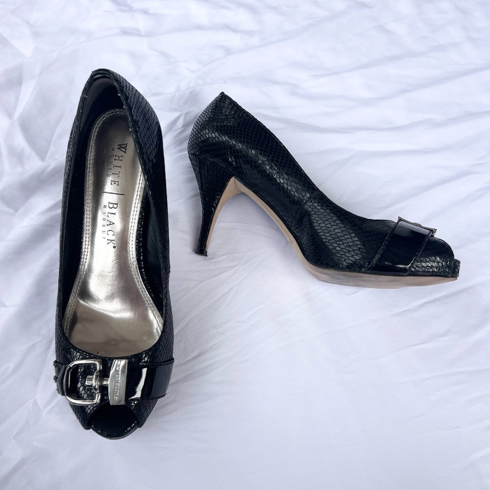 White House Black Market Pumps Women Size
6.5M Black Leather Carrie Ann Peep-toe